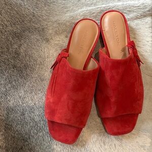 Halston Heritage Lorraine in Sardinia Leather Flat Sandal Size 7 M